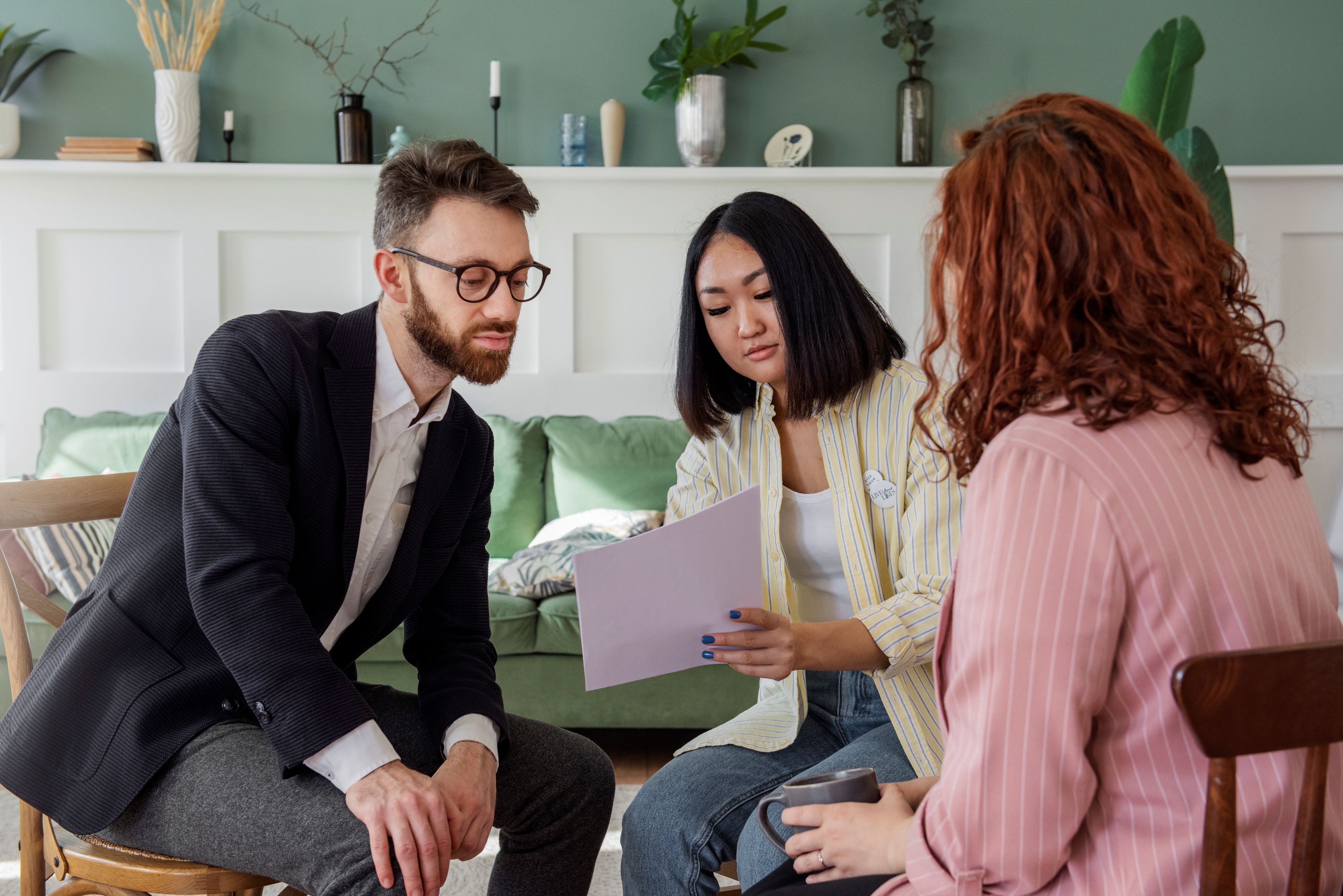 Persyaratan Dokumen Bagi WNA yang Ingin Membeli Properti di Indonesia